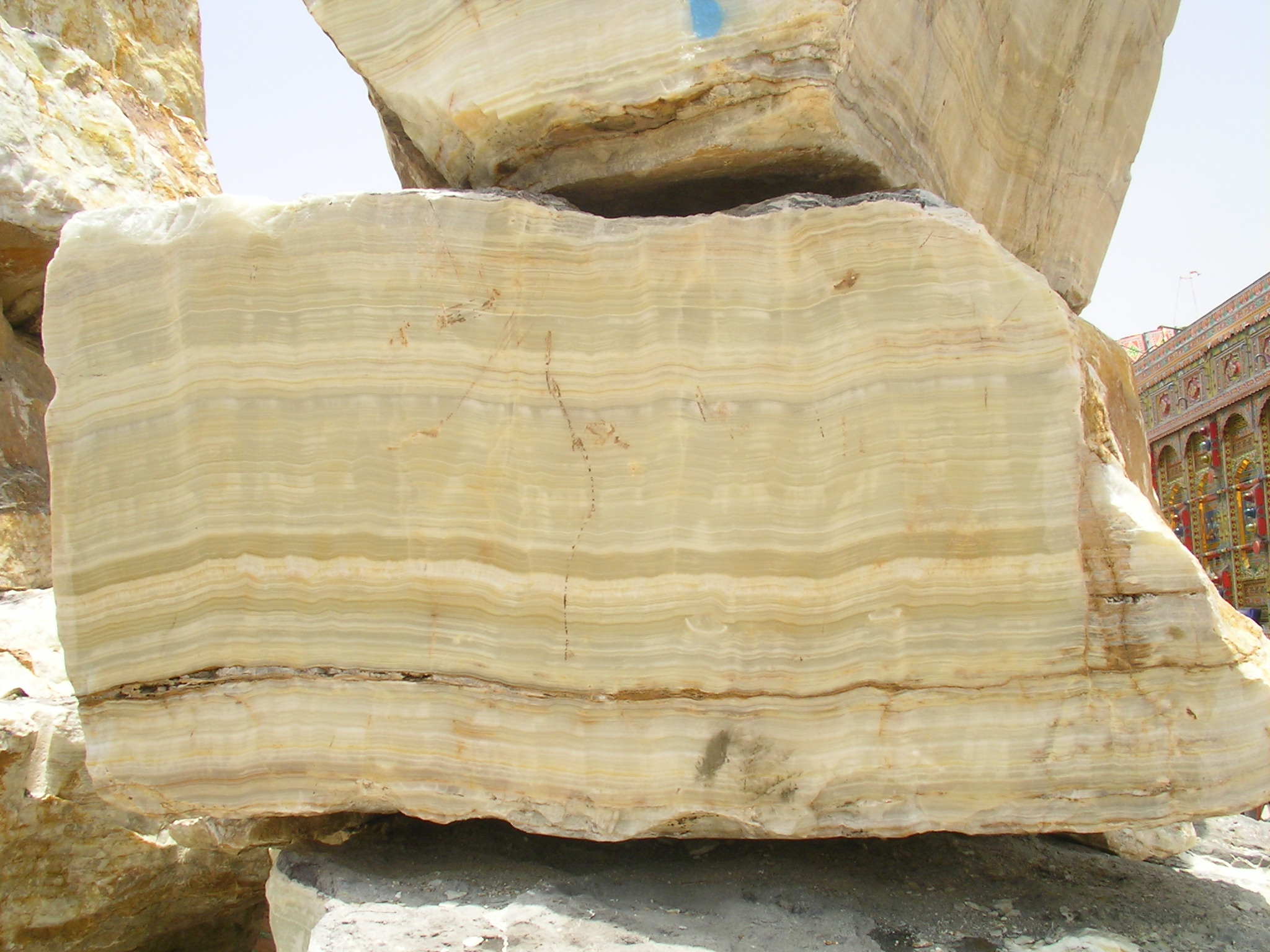 Onyx Mix Raw Block item 0306 – Pakistani onyx marble by Pak Expo